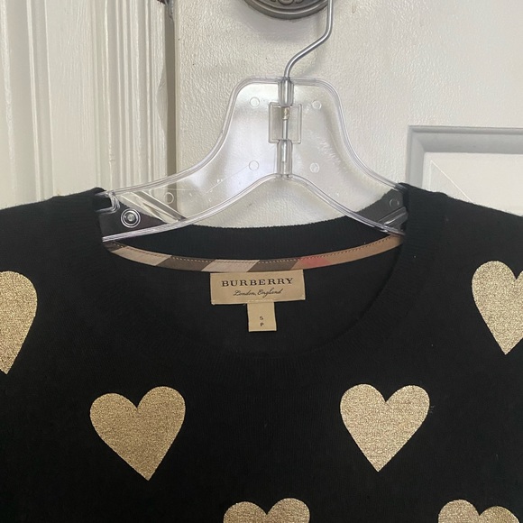 Gold Heart Burberry Sweater Size Small - Picture 3 of 4